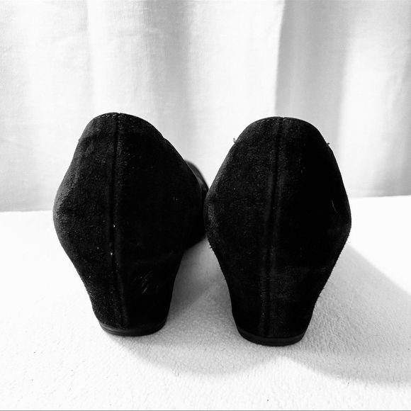 Gabor Suede Wedge - size 5 . Please see size chart. NOT the same as U.S. sizes. - Picture 5 of 14